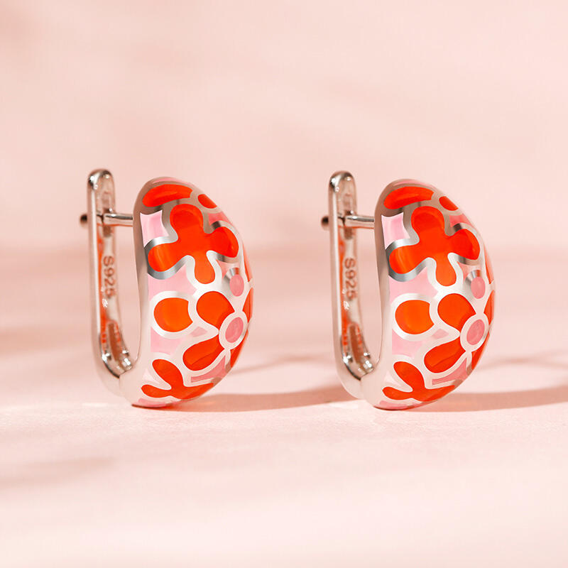 Jeulia Pendientes de aro con esmalte de flores rojas de plata de ley