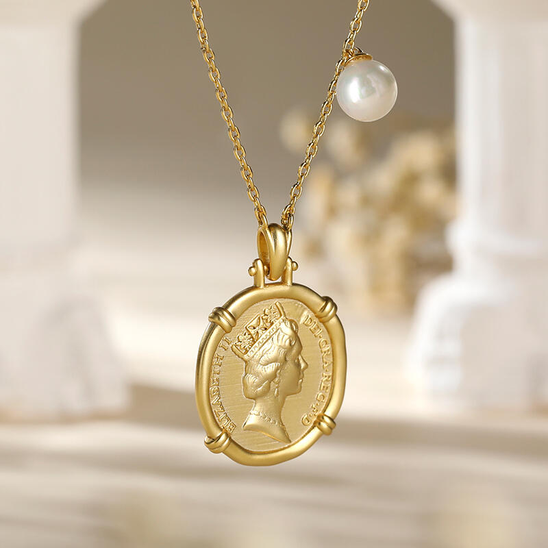 Jeulia "Her History" Queen Elizabeth II Portrait Coin Sterling Silver Necklace