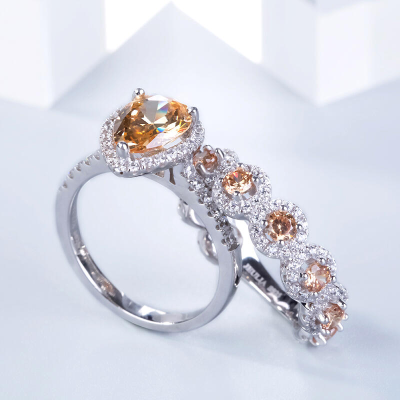 Jeulia Halo Pear Cut Sterling Silver Bridal Set