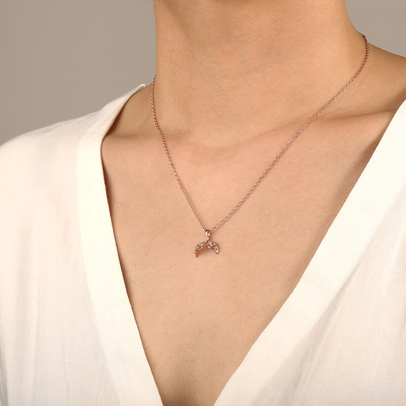 "Beyond The Sea" Round Cut Necklace