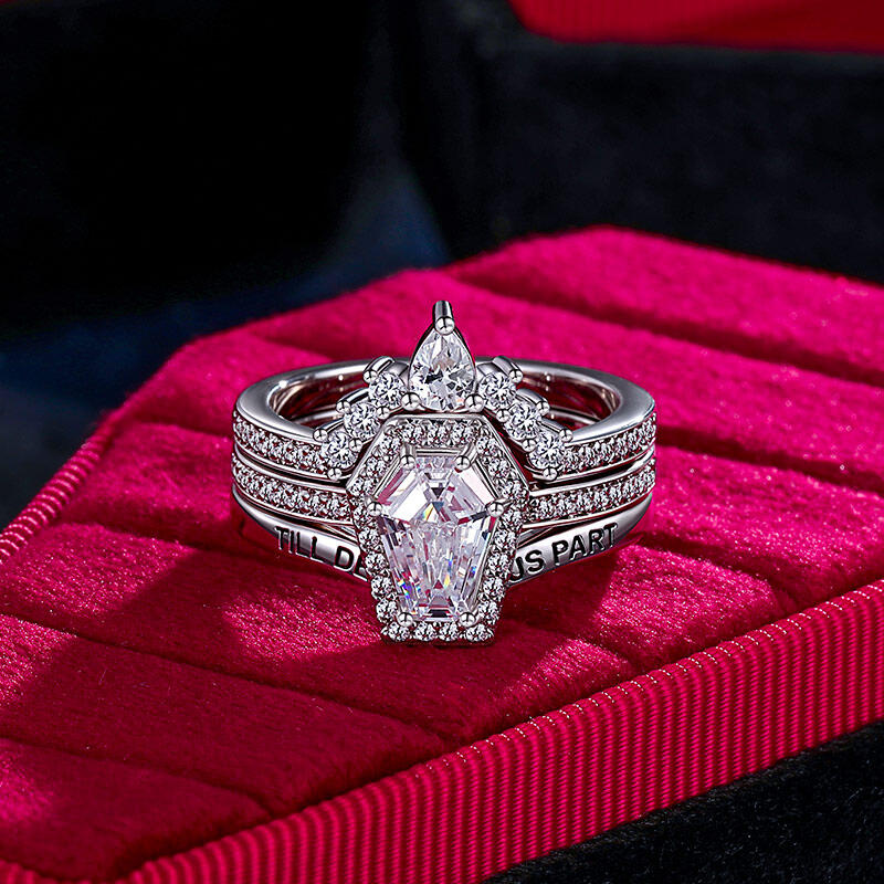 Jeulia Gothic Coffin Cut Halo Engagement Ring Set 3PCS