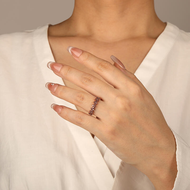 "Unchained Melody" Cluster Classic Wedding Ring