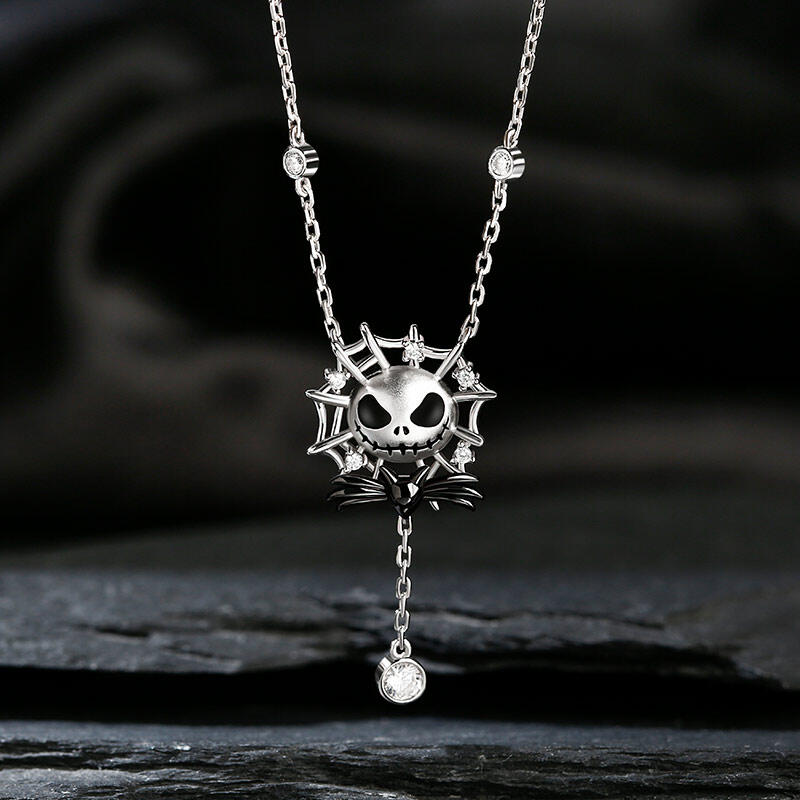 Jeulia Collar con colgante del diseño de calavera de plata de ley