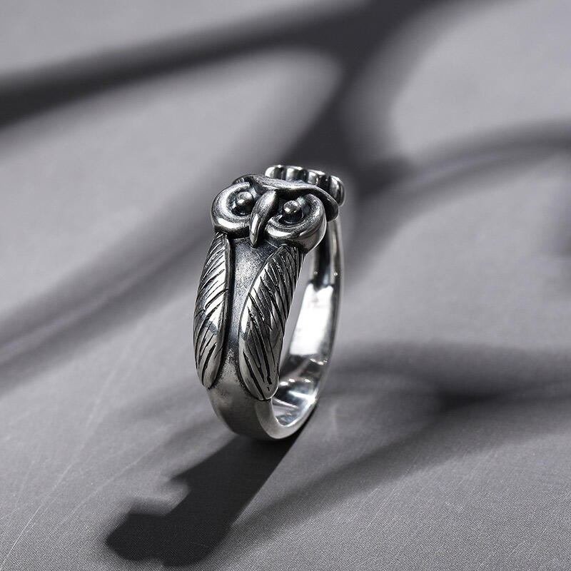 Jeulia "Ancient Wisdom" Night Owl Sterling Silver Men's Ring