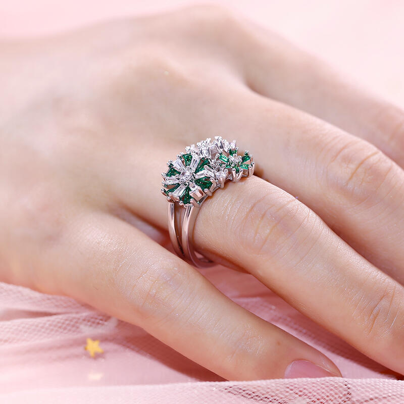 Jeulia Fancy Snowflake Emerald Cut Sterling Silver Ring