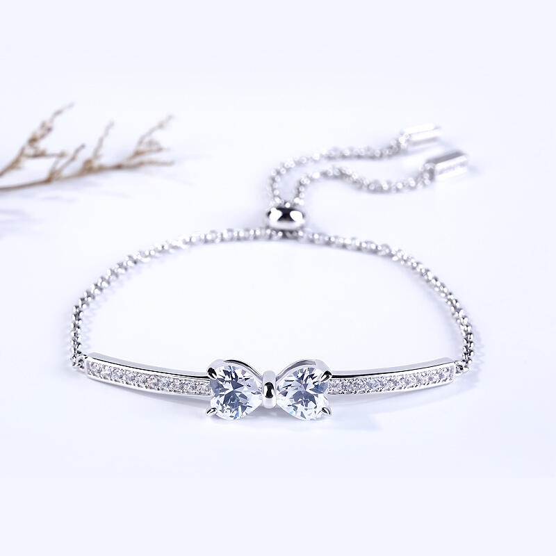 Jeulia Two Heart Knot Bracelet