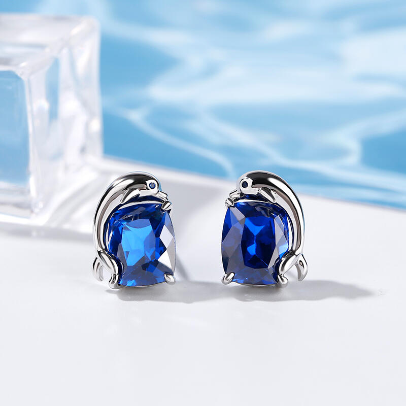 Jeulia Brincos brilhantes de prata esterlina com safira golfinho