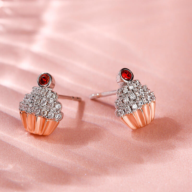 Jeulia Aretes de plata de ley con diseño de cupcake dulce