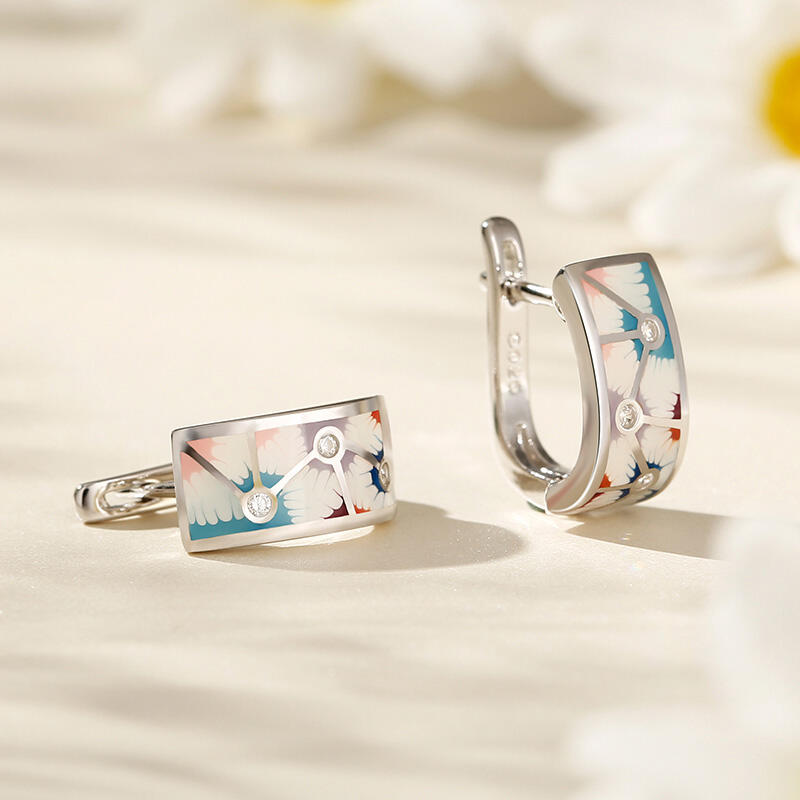 Jeulia "Delightful Daisy" Enamel Sterling Silver Hoop Earrings