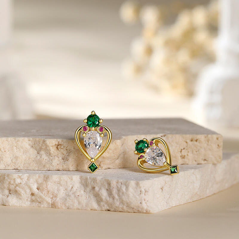 Jeulia "Power" Vintage Queen of Hearts scepter Sterling Silver Earrings