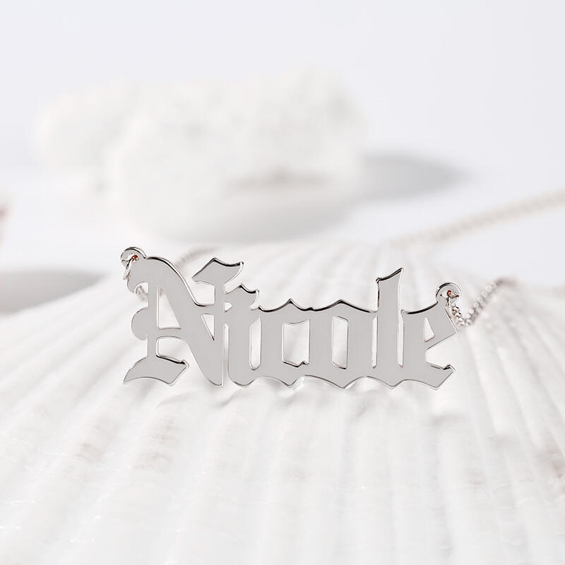 シンプル ネーム ネックレス