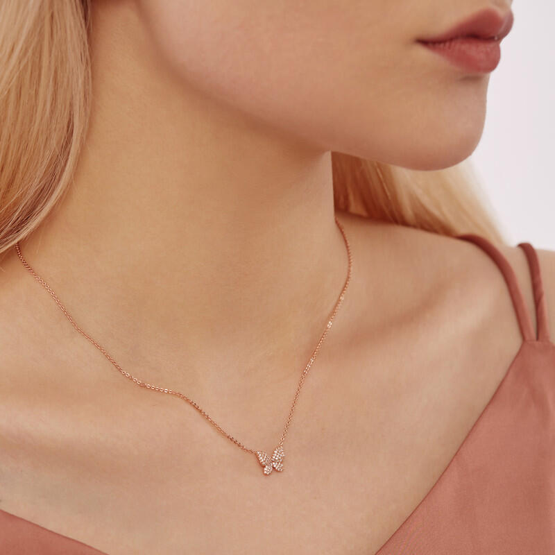 "Flying Flower" Round Cut Cluster Necklace
