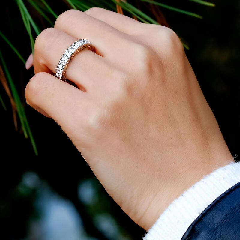 Jeulia Two Tone Scrollwork Sterling Silver Women's Band