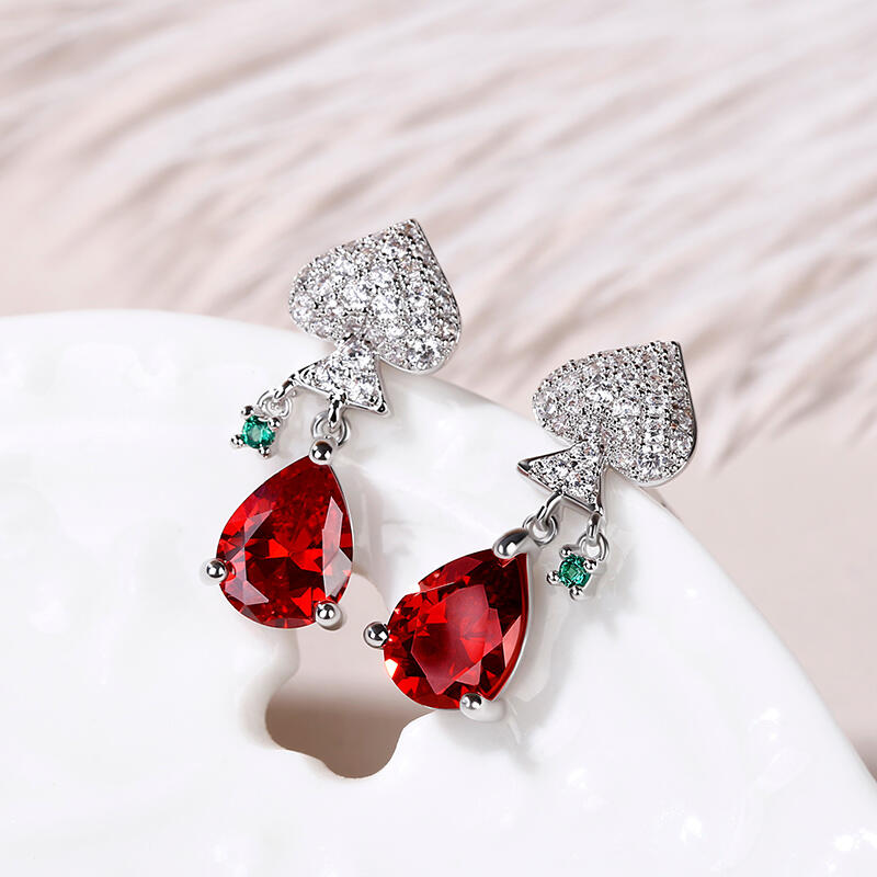 Jeulia Spade of Poker Inspired Sterling Silver Earrings