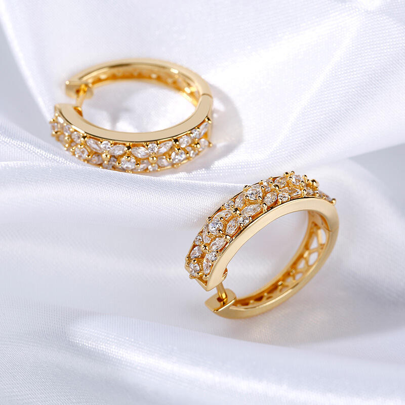 Jeulia Brincos de argola florais de prata esterlina