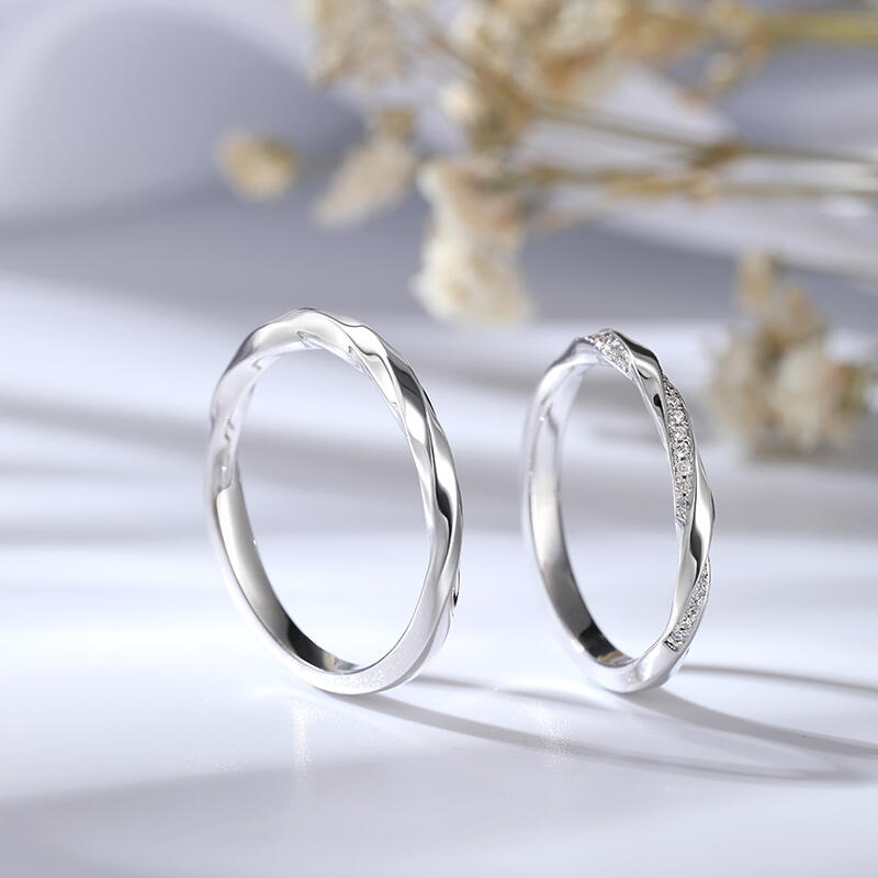 Jeulia "Love Entwined" Sterling Silver Couple Rings