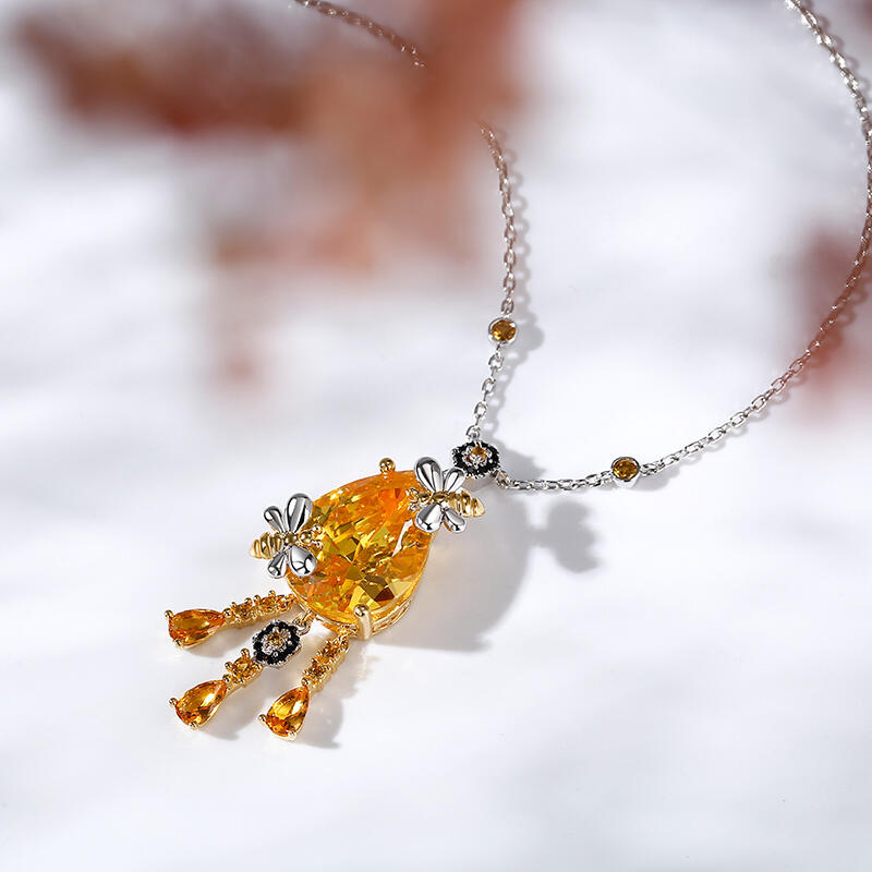 Jeulia "Gather Honey" Pear Cut Bee Sterling Silver Necklace