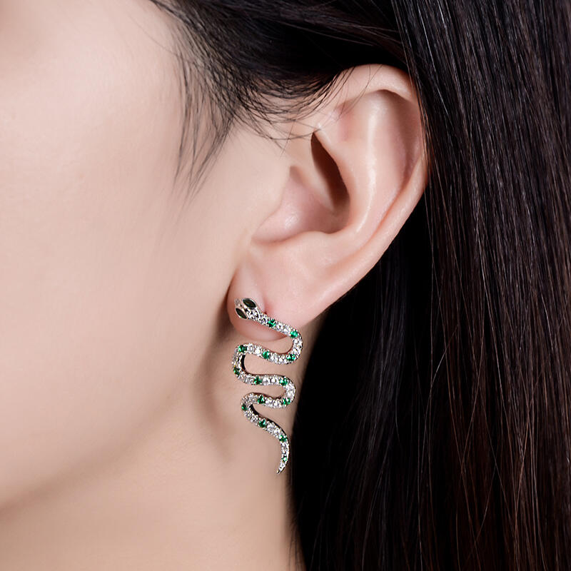 Jeulia "Spiritual Rebirth" Snake Shape Sterling Silver örhängen
