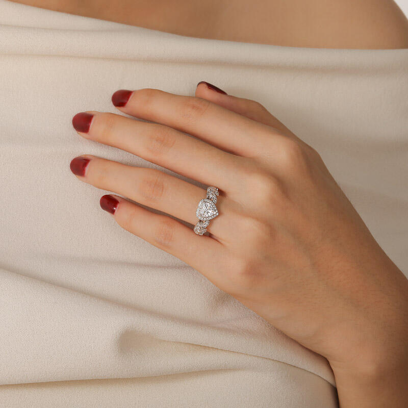 Jeulia Olivetta Custom Heart Birthstone Halo Engagement Ring