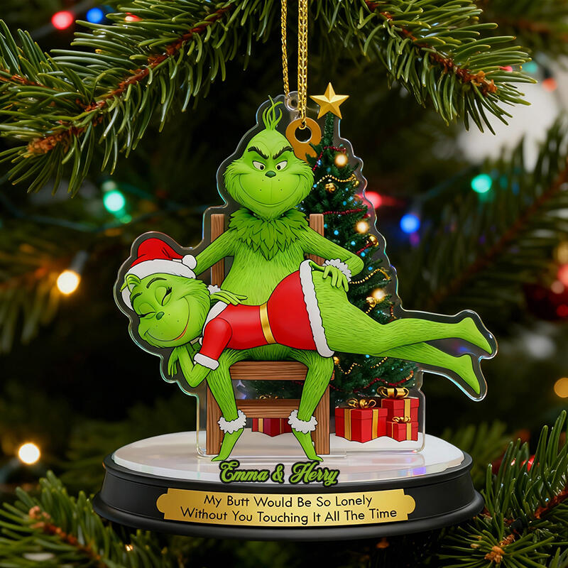 Personalized Green Anime Character Hanging Ornament with Christmas Tree Gift for Couples