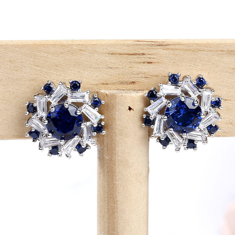 Jeulia Halo Round Cut Sterling Silver Stud Earrings