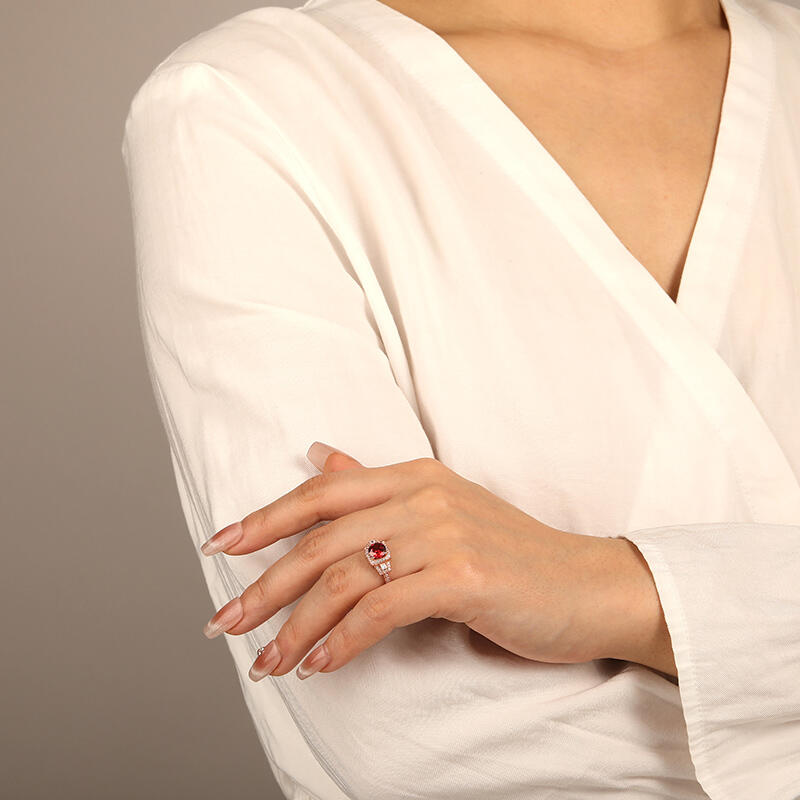 "An Artist’s Monologue" Round Cut Halo Engagement Ring