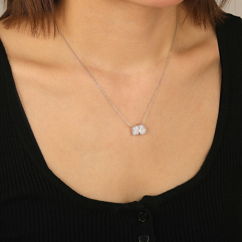 "Pair Poem" Toi-et-Moi-Halskette mit Radiant-Schliff