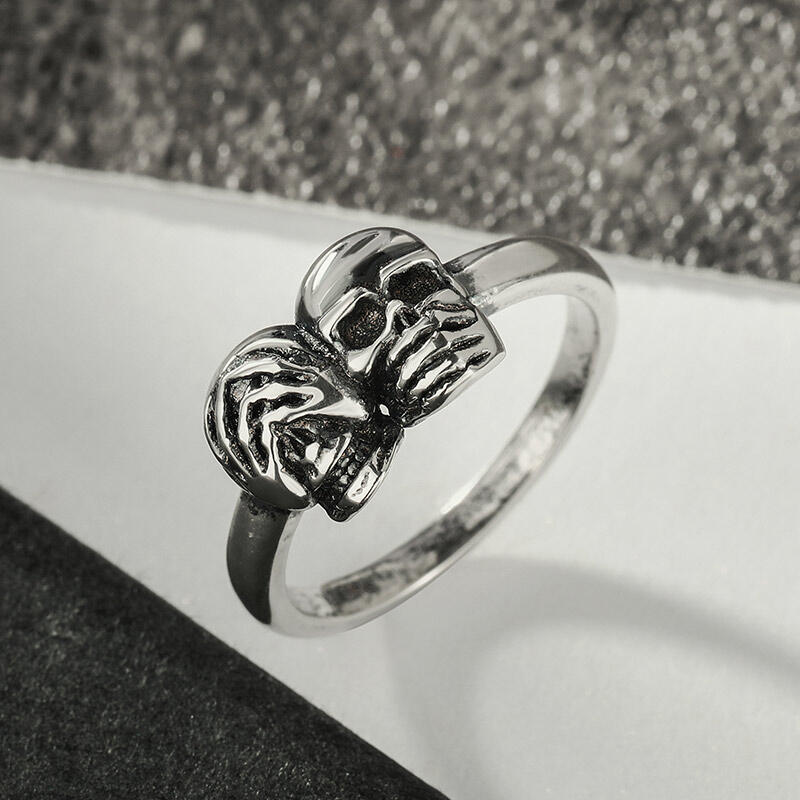 Jeulia "See No Evil & Speak No Evil" Skull Sterling Silver Ring