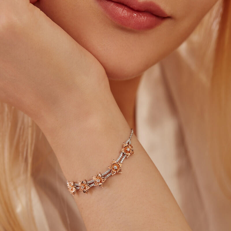 "You Are Apple Of My Eye" Floral Bracelet