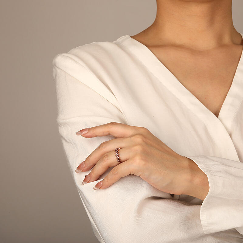 "Unchained Melody" Cluster Classic Wedding Ring