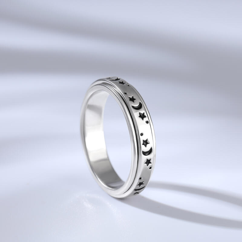 جوليا سوار نسائي بتصميم ستارز آند مون من الفضة الإسترليني قابل للدوران