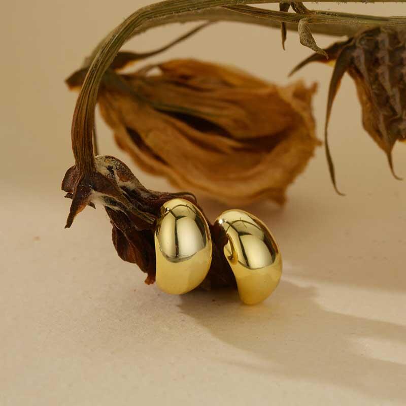 Jeulia Everyday Simple Gold Teardrop Stud Earrings