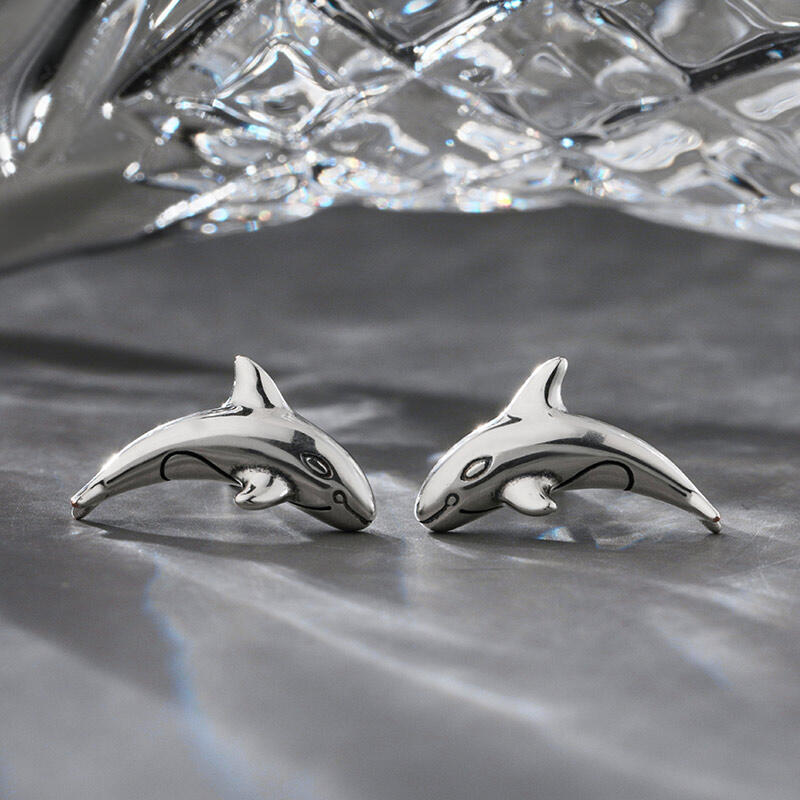 Jeulia "Small Orca" Sterling Silver Earrings