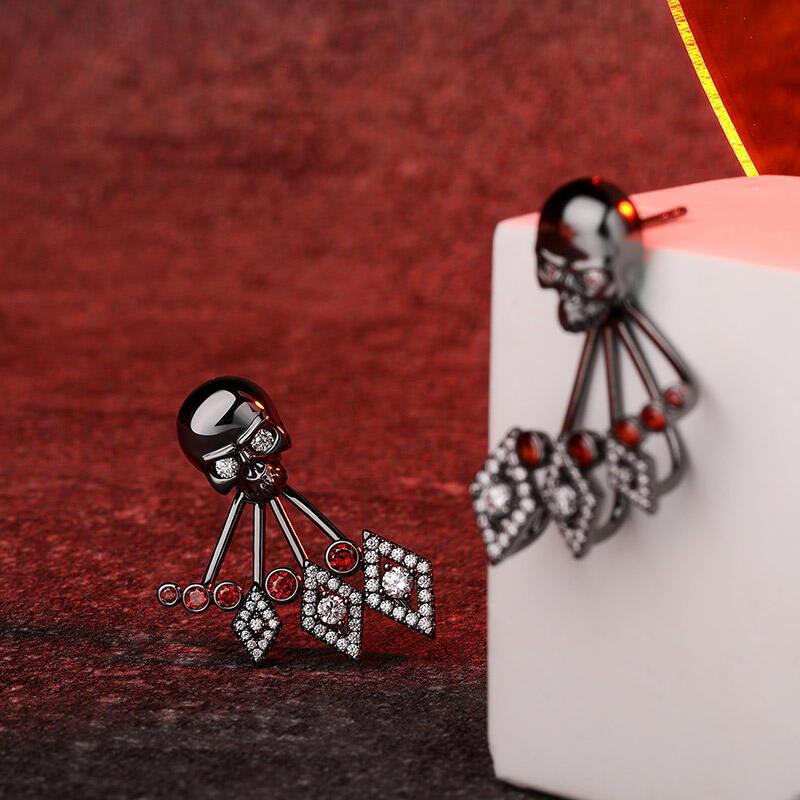 Jeulia "Rebellion" Skull Design Sterling Silver Ear Jackets