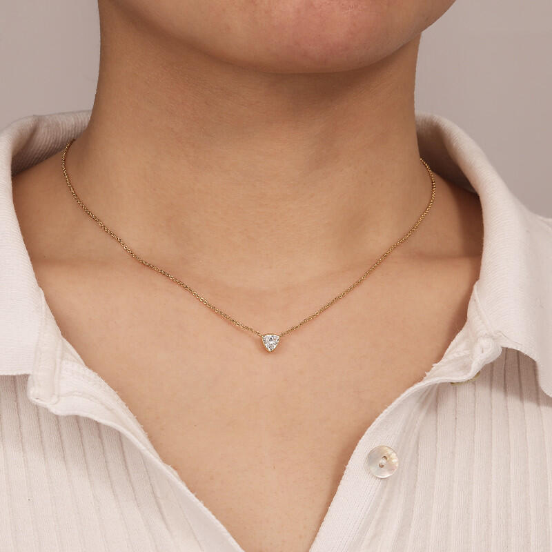 "Infinite shining" Trillion Cut Necklace