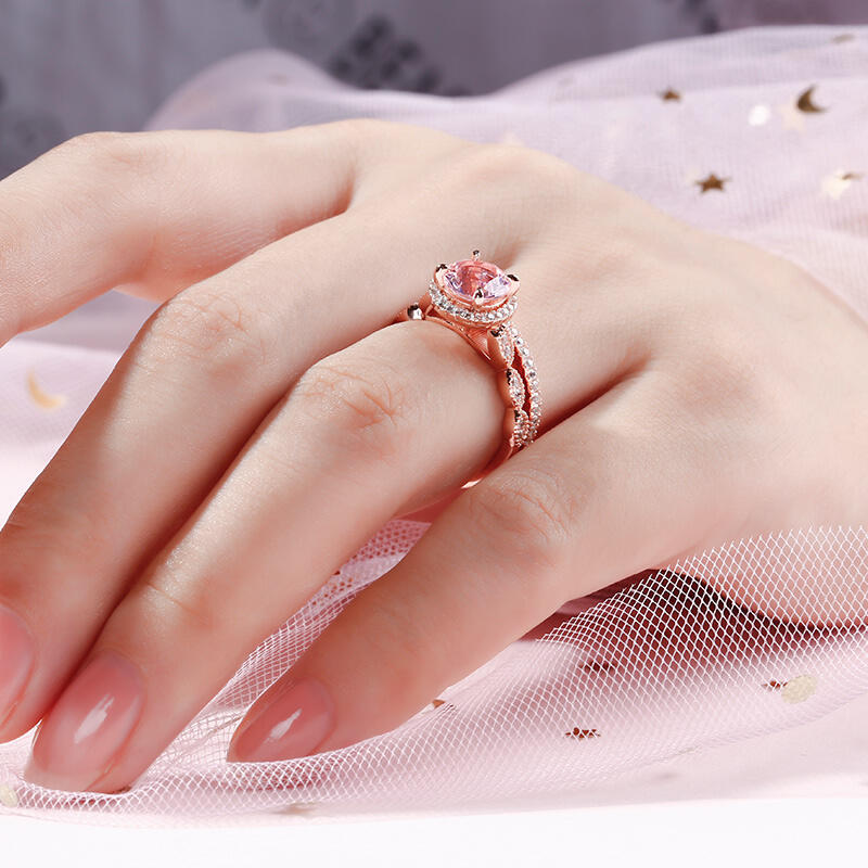 Jeulia Juego de anillos de plata esterlina de corte redondo milgrain Halo