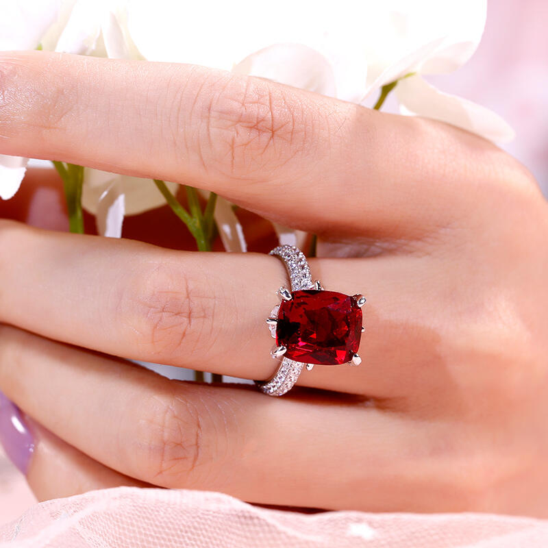 Jeulia Classic Cushion Cut Sterling Silver Ring