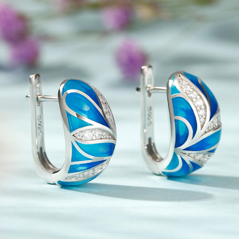 Jeulia "Flourishing Leaves" Enamel Sterling Silver Hoop Earrings