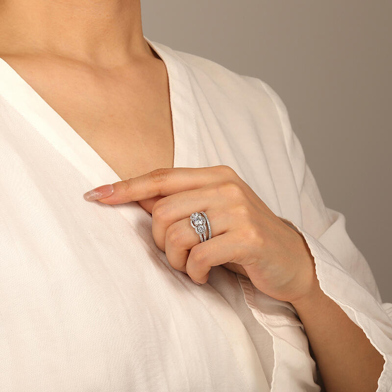 "Tell It To My Heart" Round Cut 2pcs Bridal Set