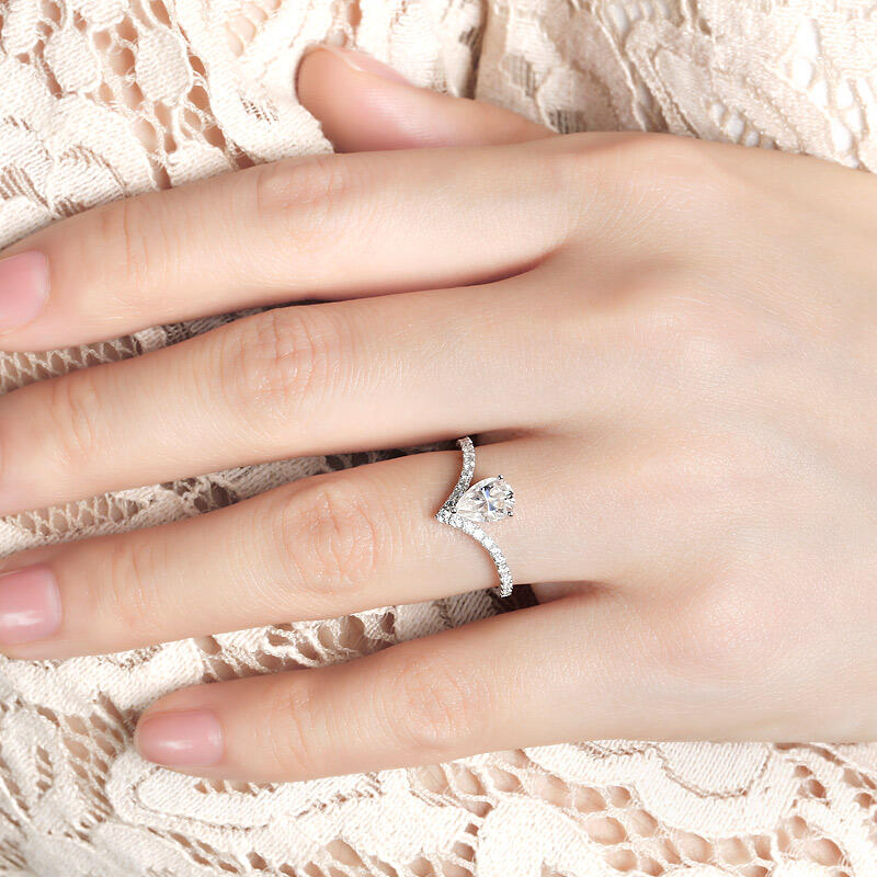 Jeulia 10K/14K/18K Gold Platinum Pear Cut V Shaped Ring