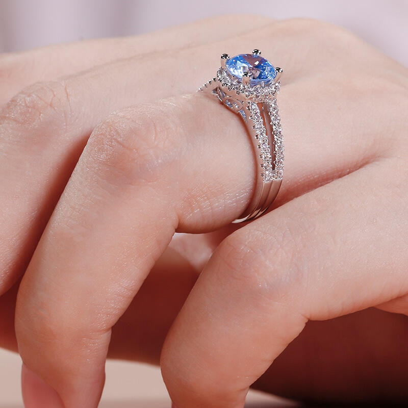 Jeulia Halo Round Cut Sterling Silver Ring