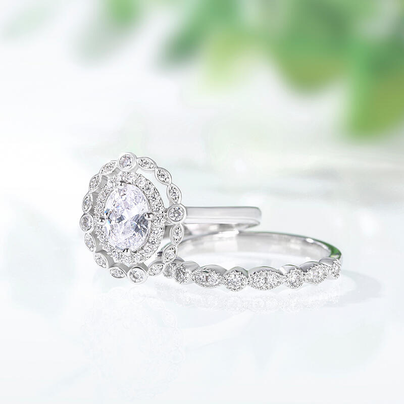 Jeulia Vintage Halo Oval Cut Sterling Silver Ring Set