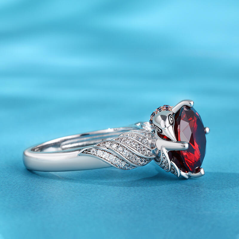 Jeulia "Beauty and Majesty" Eagle Round Cut Sterling Silver Ring