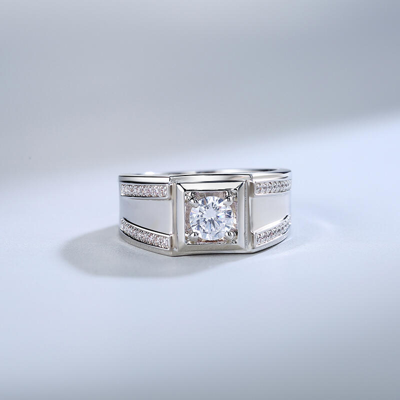 Jeulia "Remember" Personalized Sterling Silver Men's Band