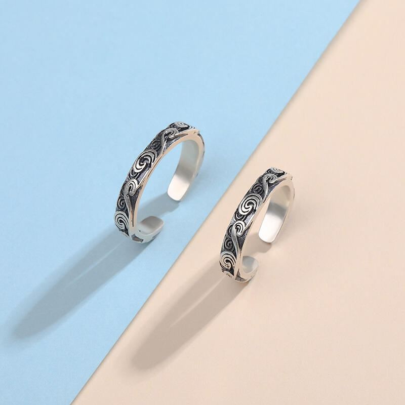 Jeulia Anillos de pareja de diseño abierto grabado con nubes de plata de ley