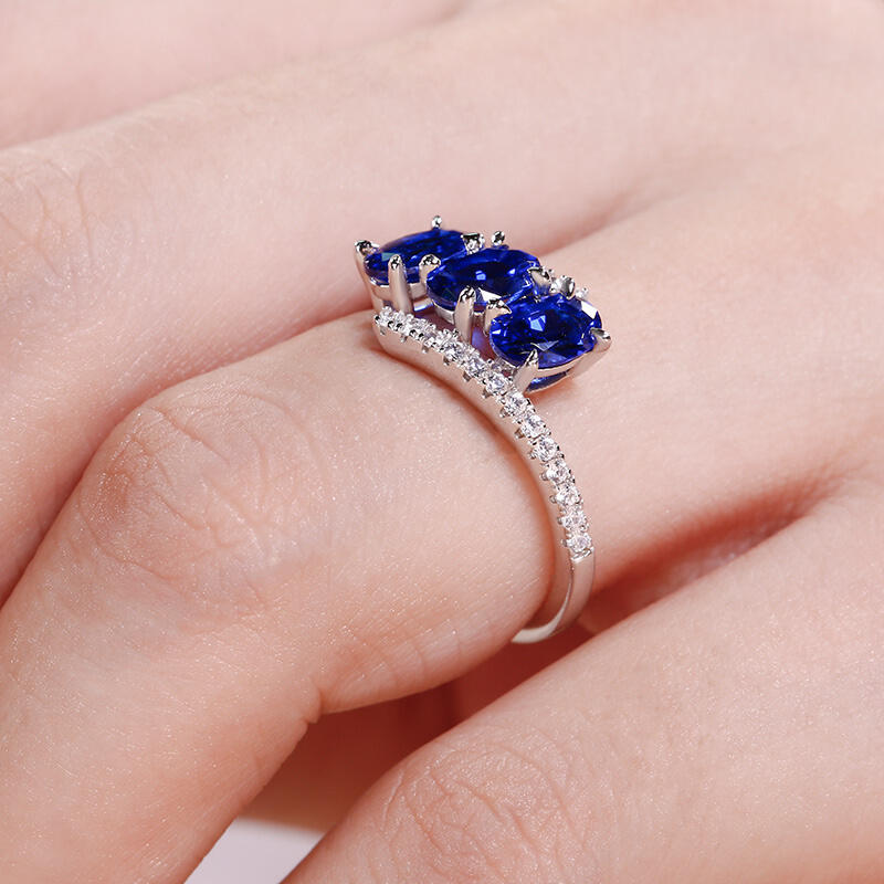 Jeulia Anillo Con Rama De Corte Ovalado En Plata De Ley