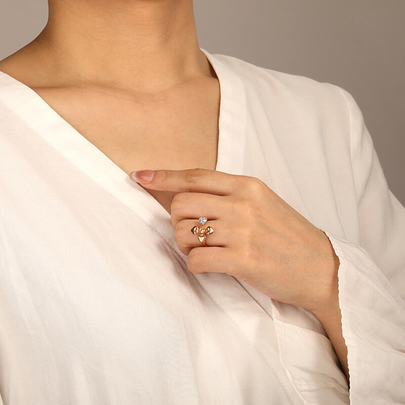 "Im Angesicht der Liebe" Hortensienblüten-Klassikring