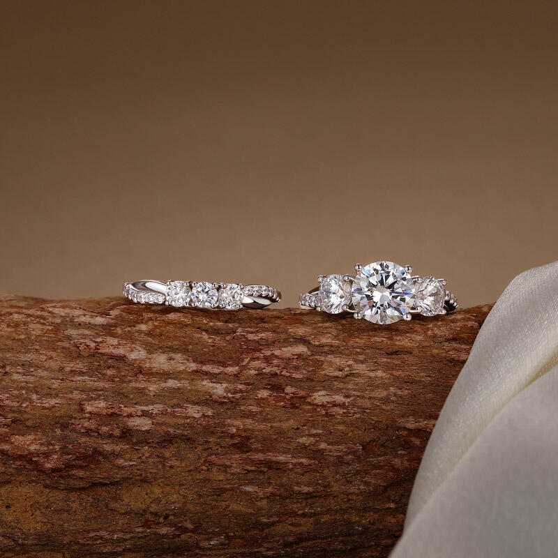 Jeulia Three Stone Round Cut Twist Ring Set Sterling Silver