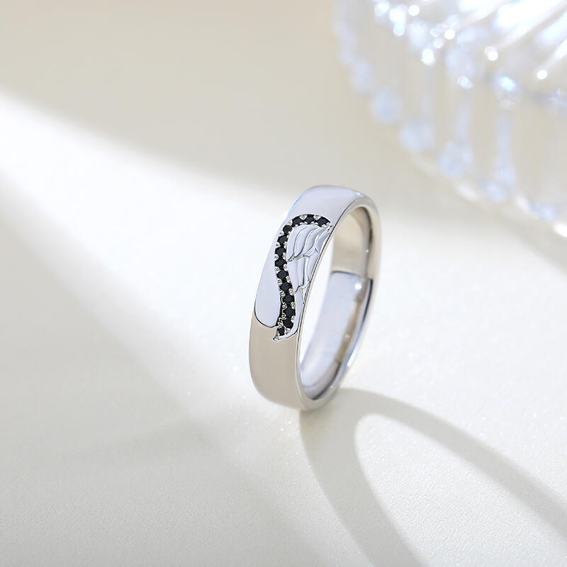 Jeulia Angel Wing Creative Engraved Sterling Silver Men's Band