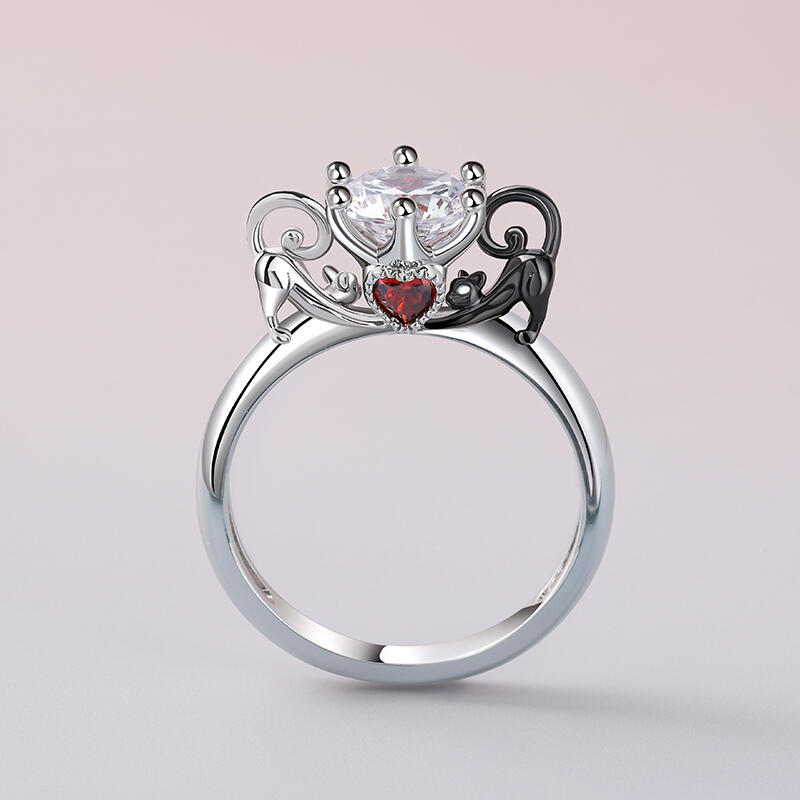 Jeulia Hug Me "League of Cats" Round Cut Sterling Silver Ring